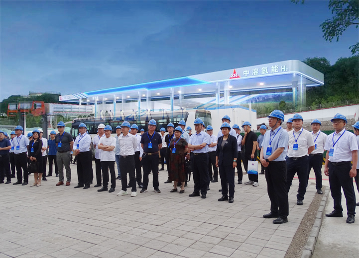 唐山市重點項目觀摩團觀摩公司電池燃料氫項目